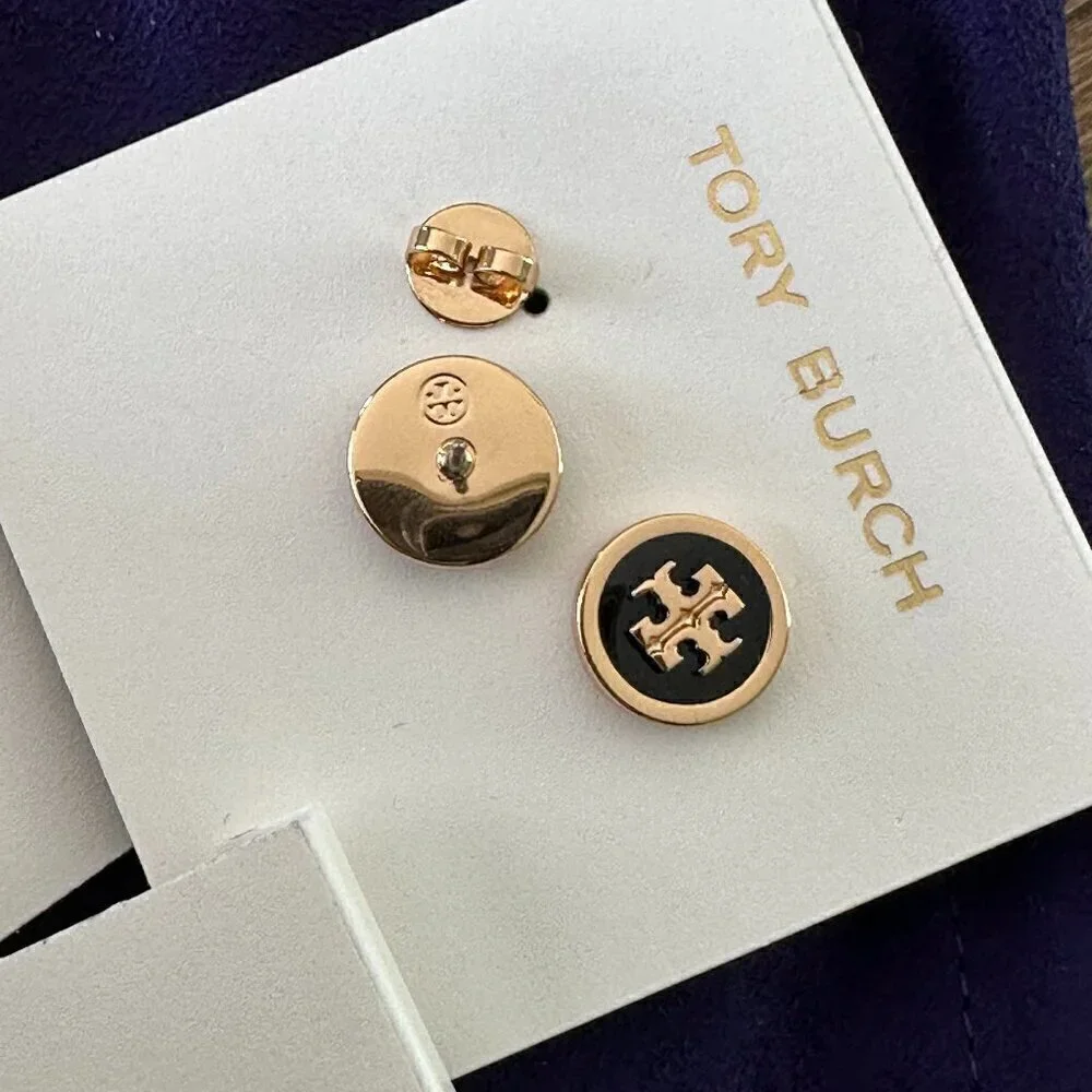 NEW！Tory Burch Enamel Logo Stud Earrings -Black/ Ivory/ Tan